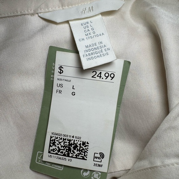 H&M Off White Long Sleeve Blouse, Button Up, 100% Viscose, Women’s Large NWT - Picture 6 of 7